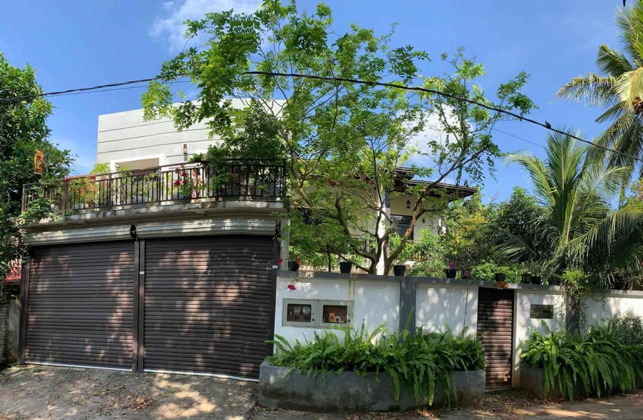 Sasen Villa Tourist Guest Anuradhapura Exterior photo